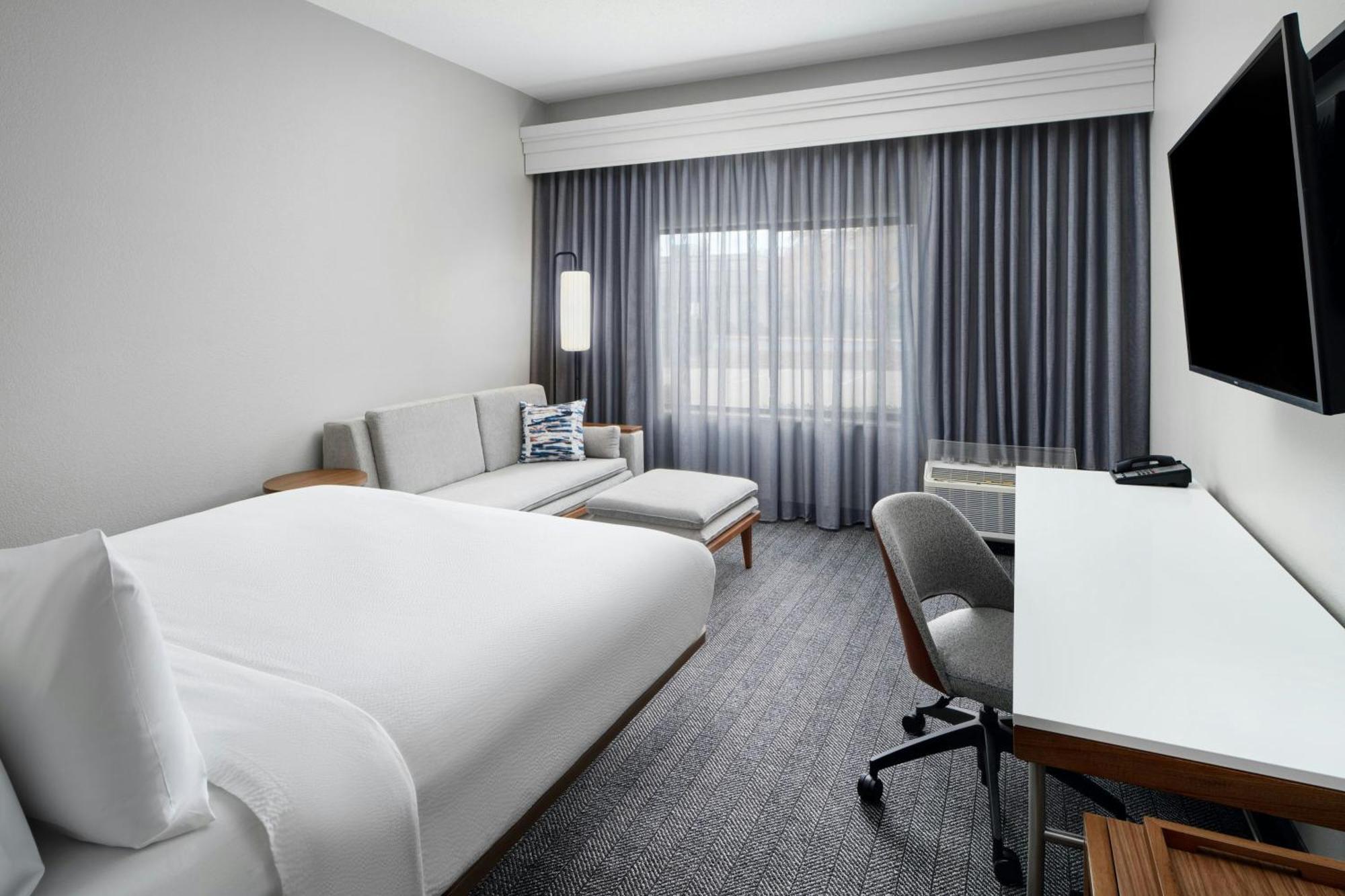 Courtyard Baton Rouge South Hotel Ngoại thất bức ảnh